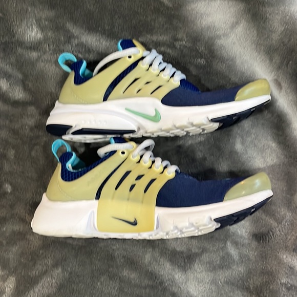Nike Presto (GS) Sz 5Y Blue Binary Sky Vivid # 833878-402 - Picture 3 of 6